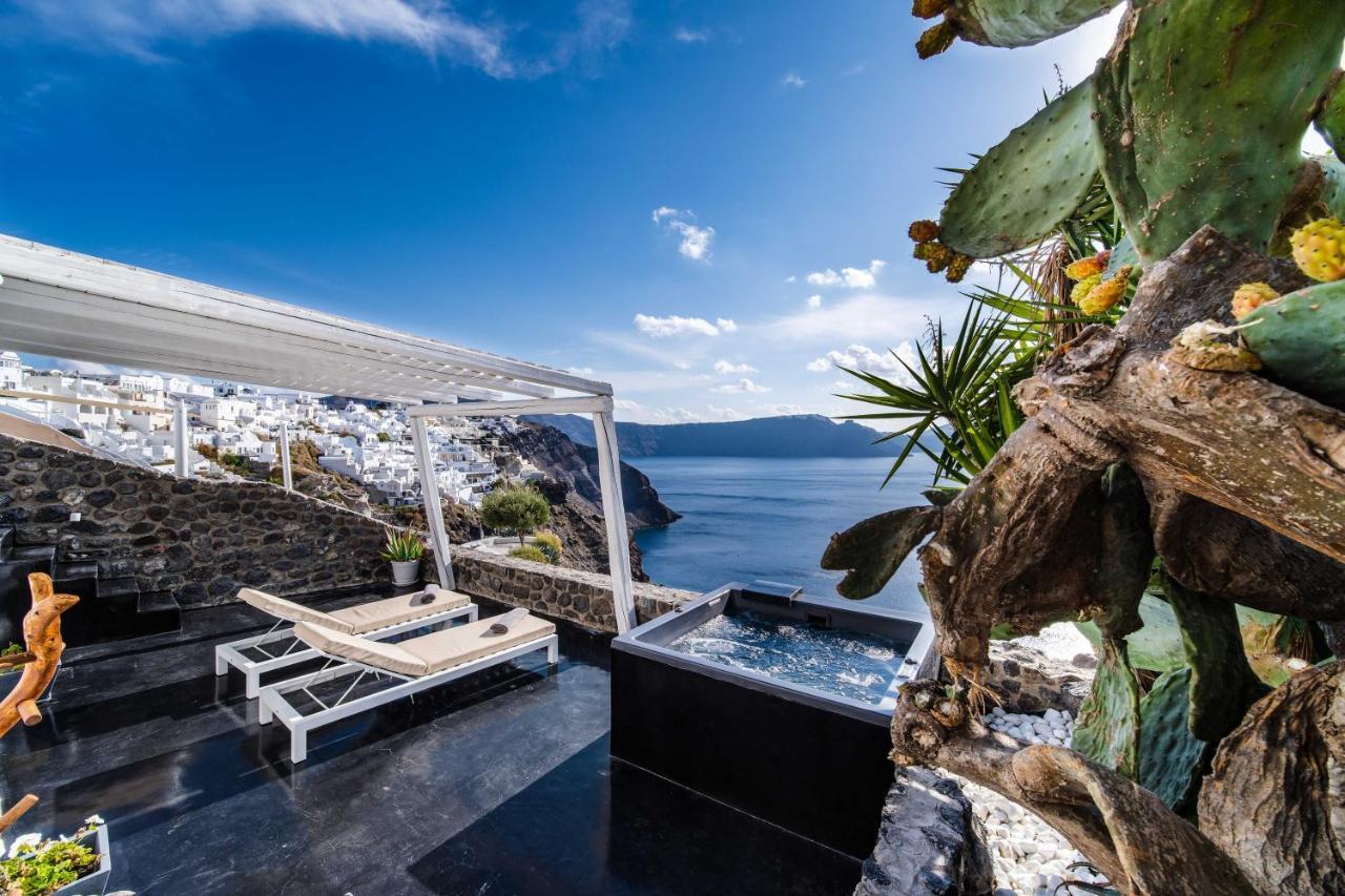 Solstice Luxury Suites Oía Buitenkant foto