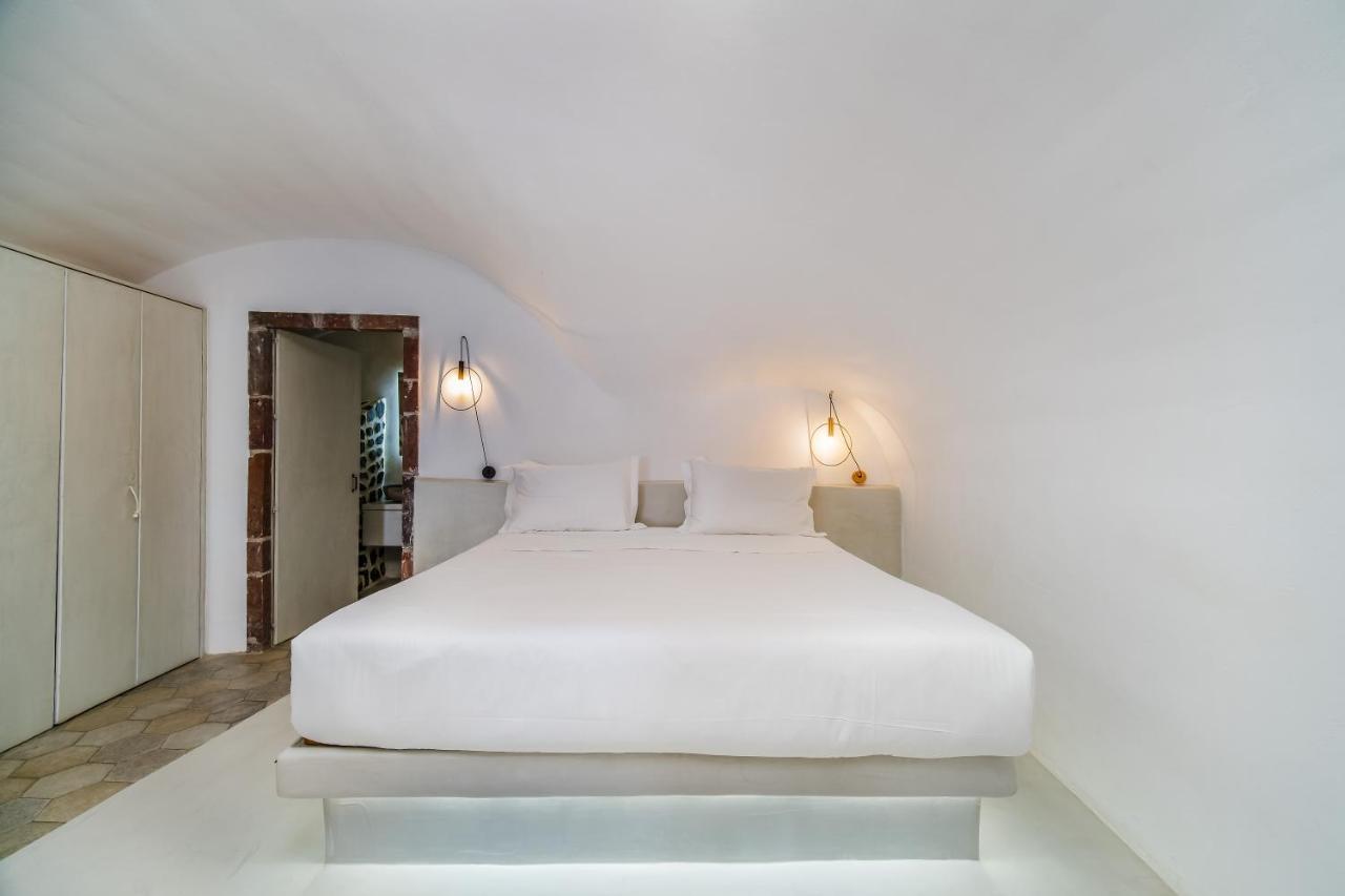 Solstice Luxury Suites Oía Buitenkant foto
