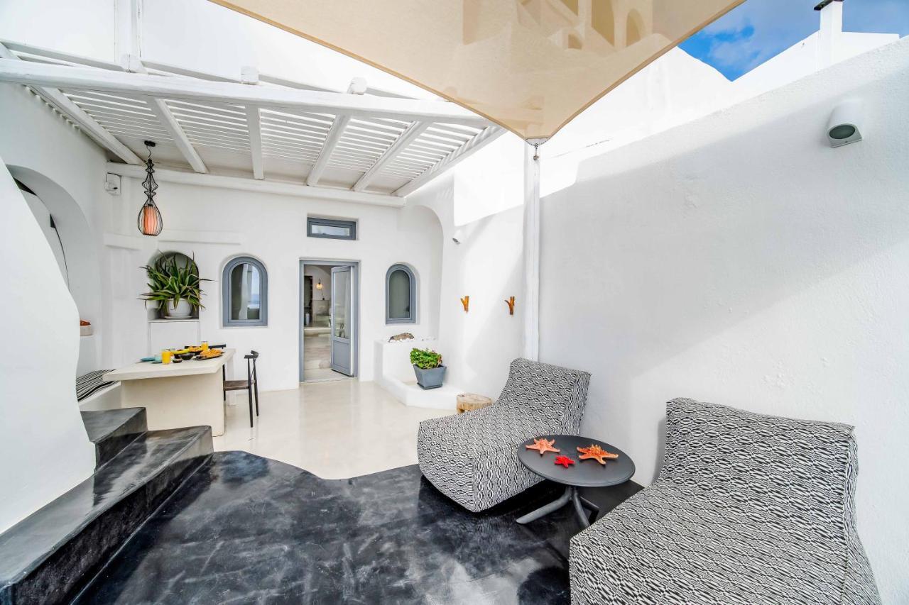Solstice Luxury Suites Oía Buitenkant foto