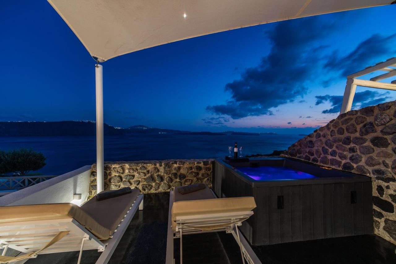 Solstice Luxury Suites Oía Buitenkant foto